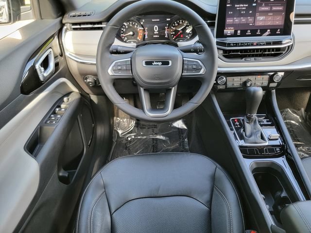 Certified 2023 Jeep Compass Limited AWD/4WD image 30