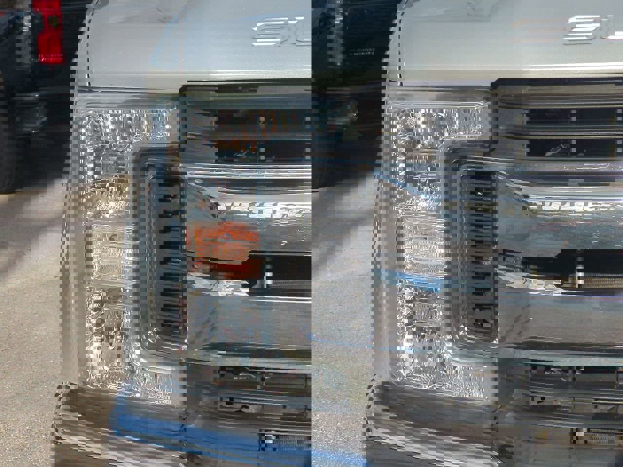 Used 2019 Ford F250 XLT w/ FX4 Off-Road Package image 9