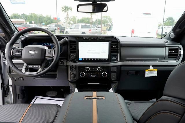New 2024 Ford F250 Platinum image 17
