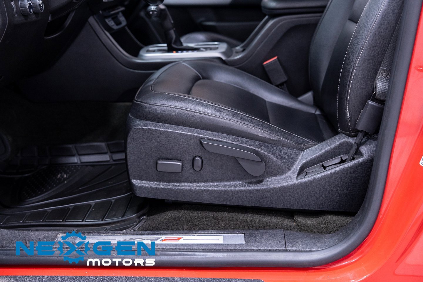 Used 2018 Chevrolet Colorado ZR2 image 25