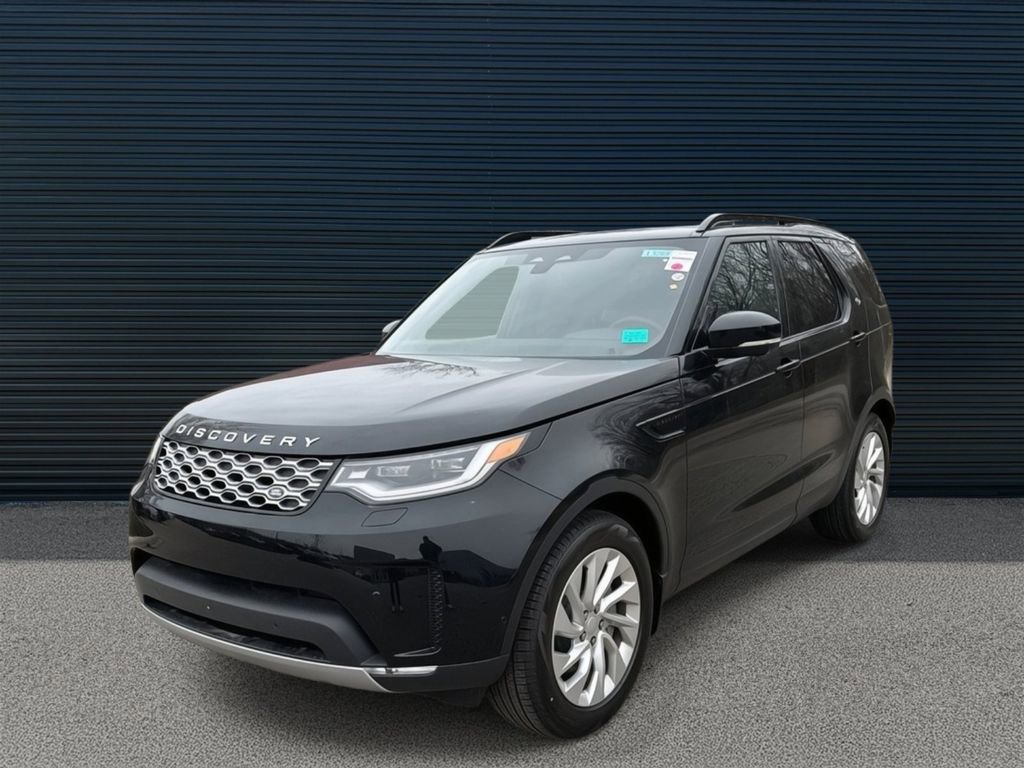 Used 2025 Land Rover Discovery S image 1