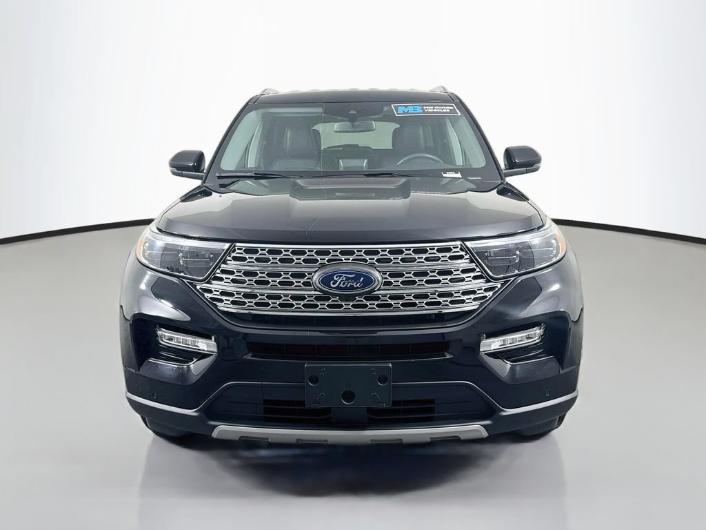 Used 2024 Ford Explorer Limited w/ Limited Technology Package RWD image 2
