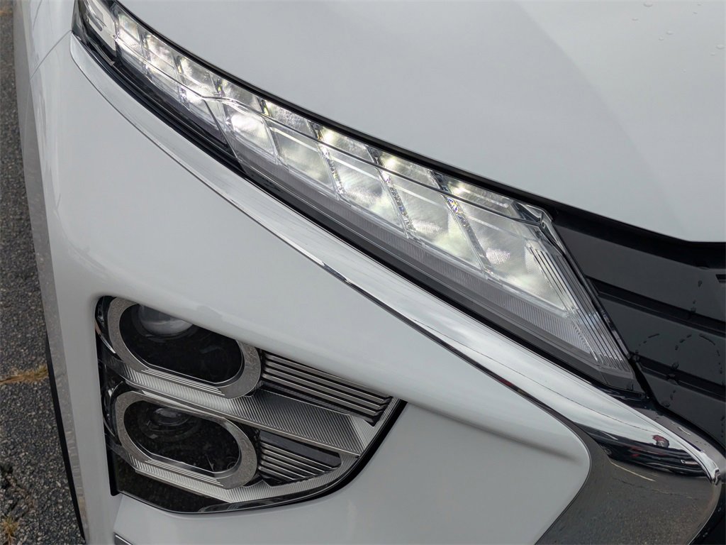 New 2025 Mitsubishi Eclipse Cross AWD image 9