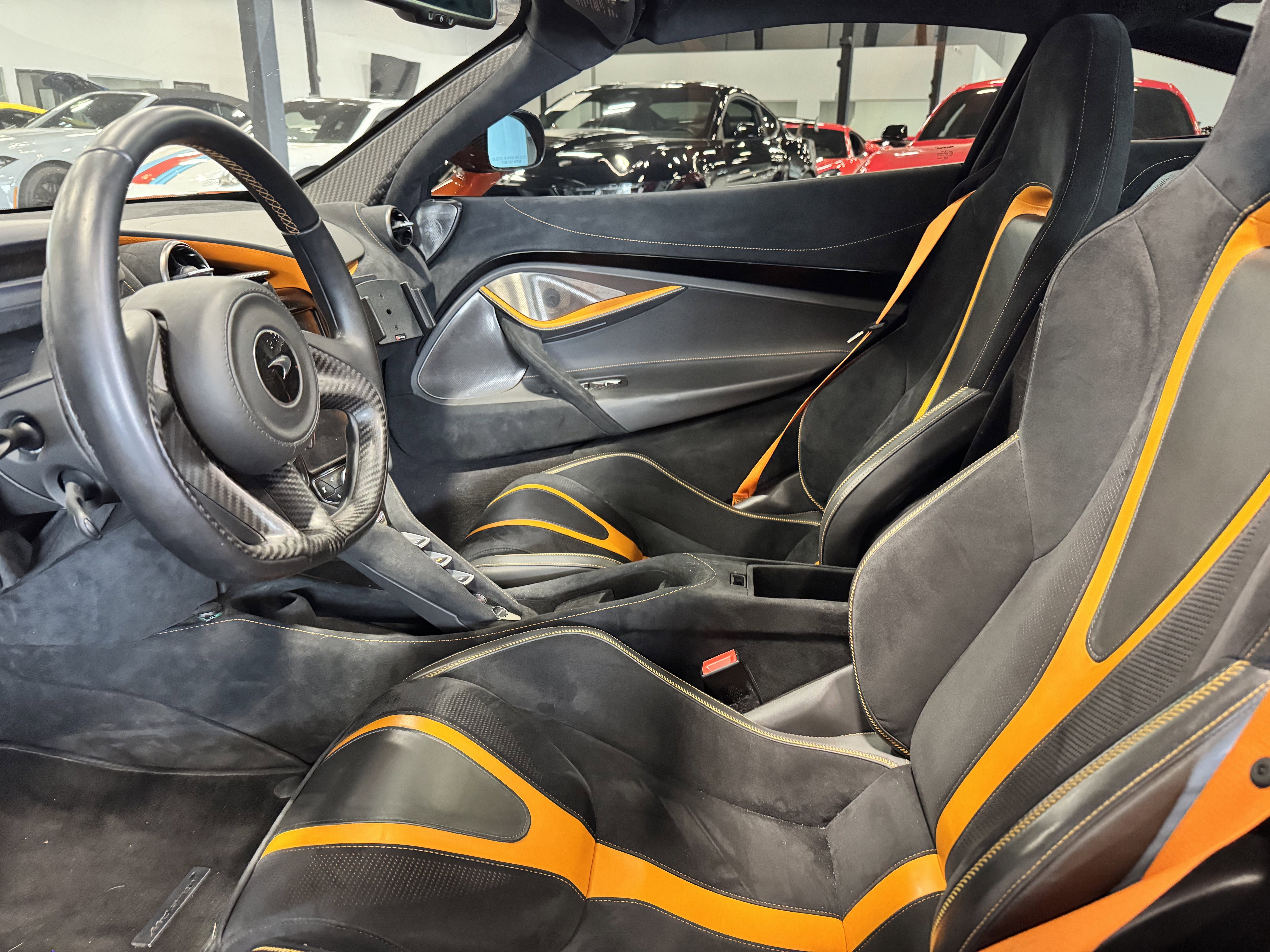 Used 2019 McLaren 720S Performance image 9