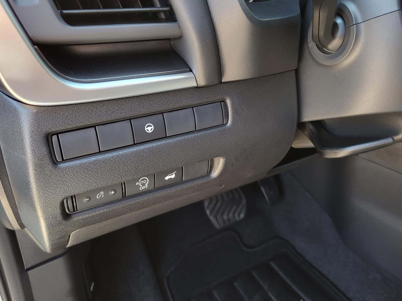 New 2026 Nissan Rogue SV image 19