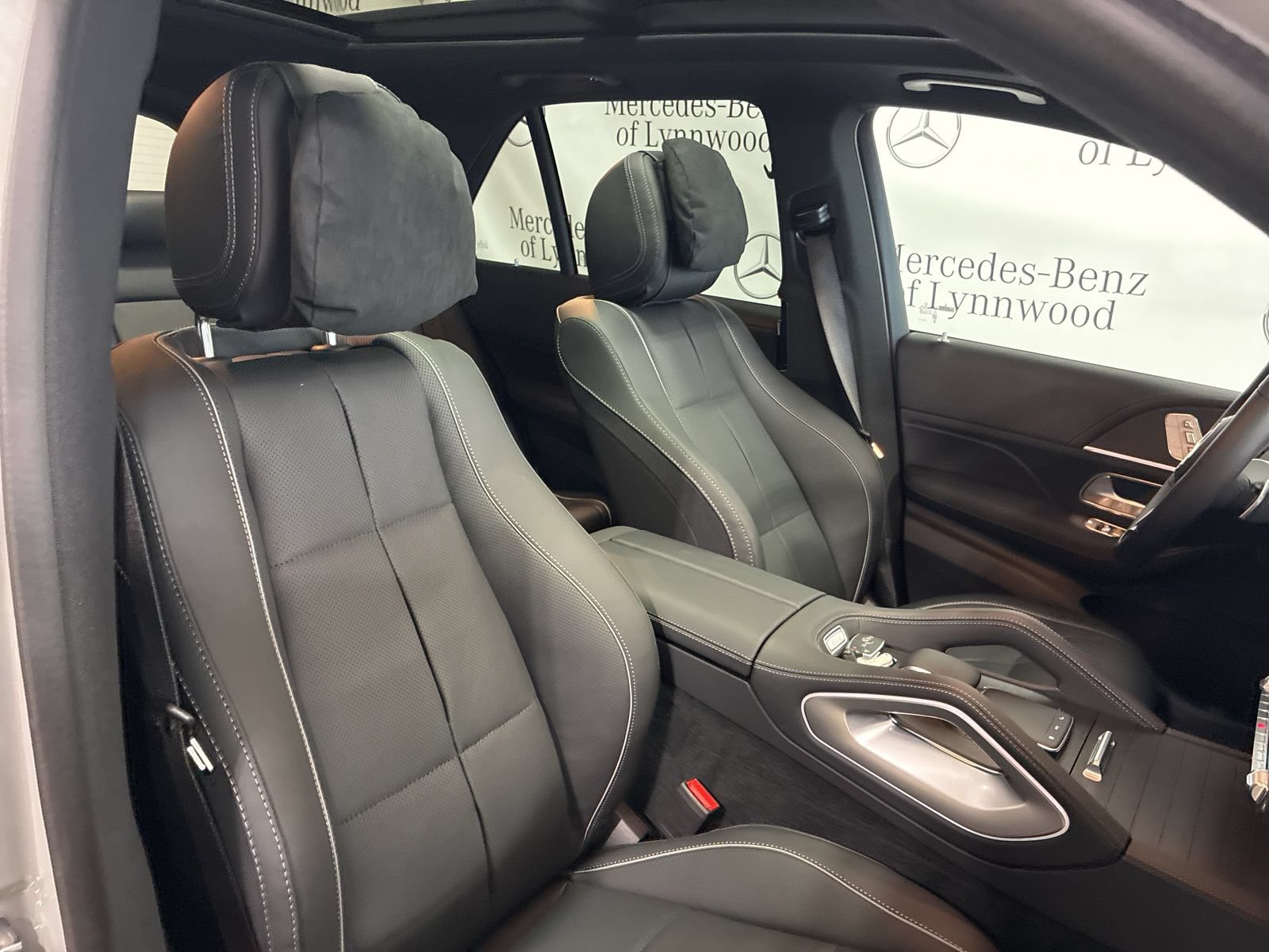 New 2026 Mercedes-Benz GLE 580 4MATIC image 18