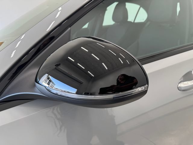 Used 2025 Mercedes-Benz C 300 Sedan image 44