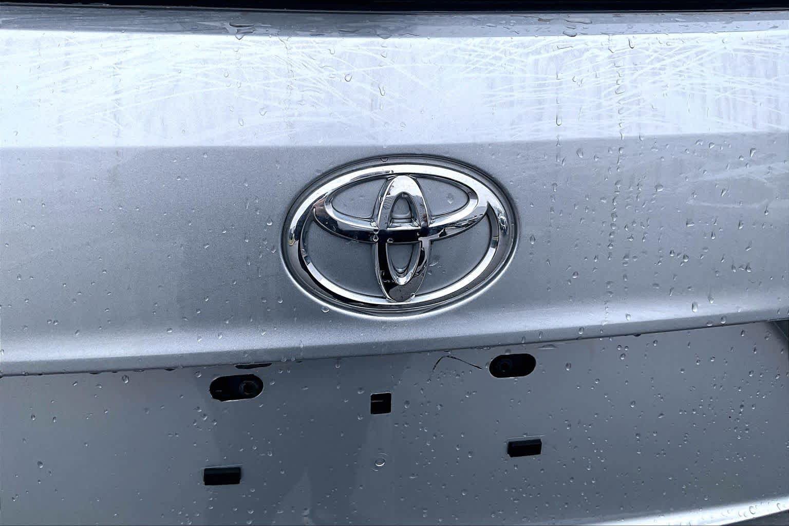 Certified 2024 Toyota Highlander LE AWD/4WD image 31