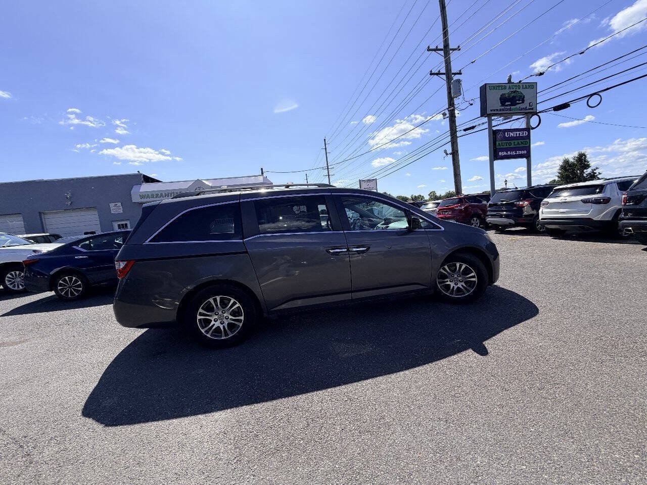 Used 2011 Honda Odyssey EX image 11