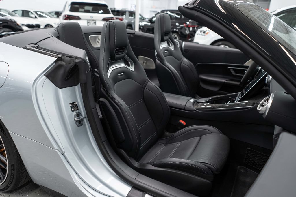 Used 2025 Mercedes-Benz SL 63 AMG 4MATIC image 11