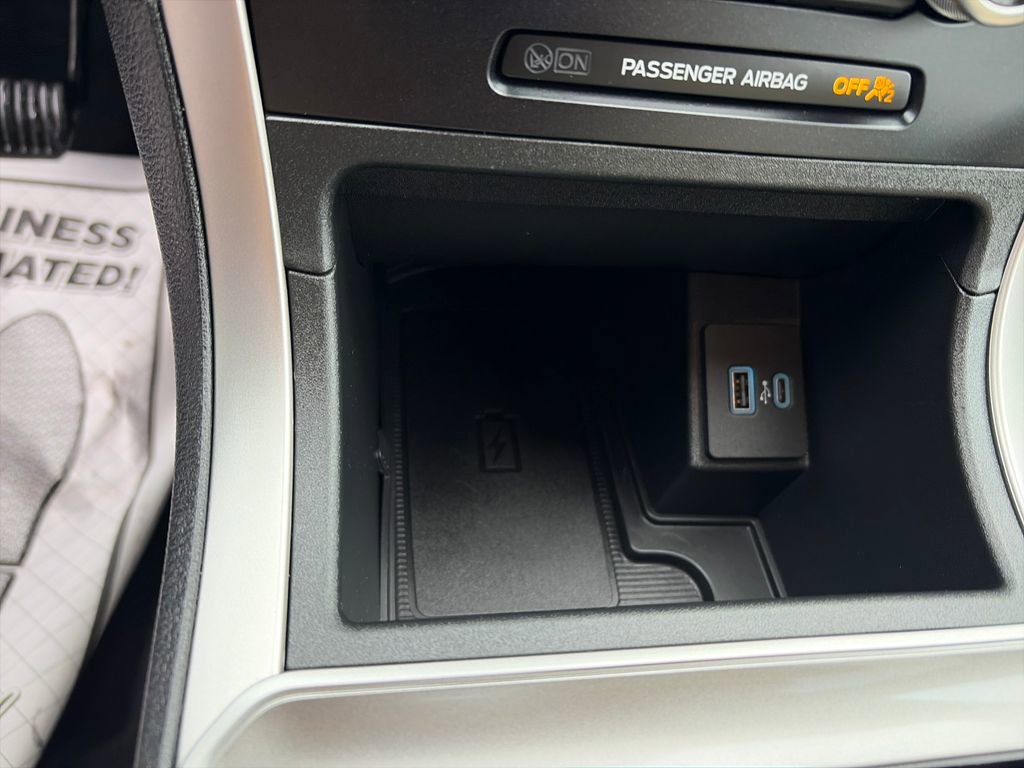 Used 2024 Ford Edge SEL w/ Convenience Package image 26