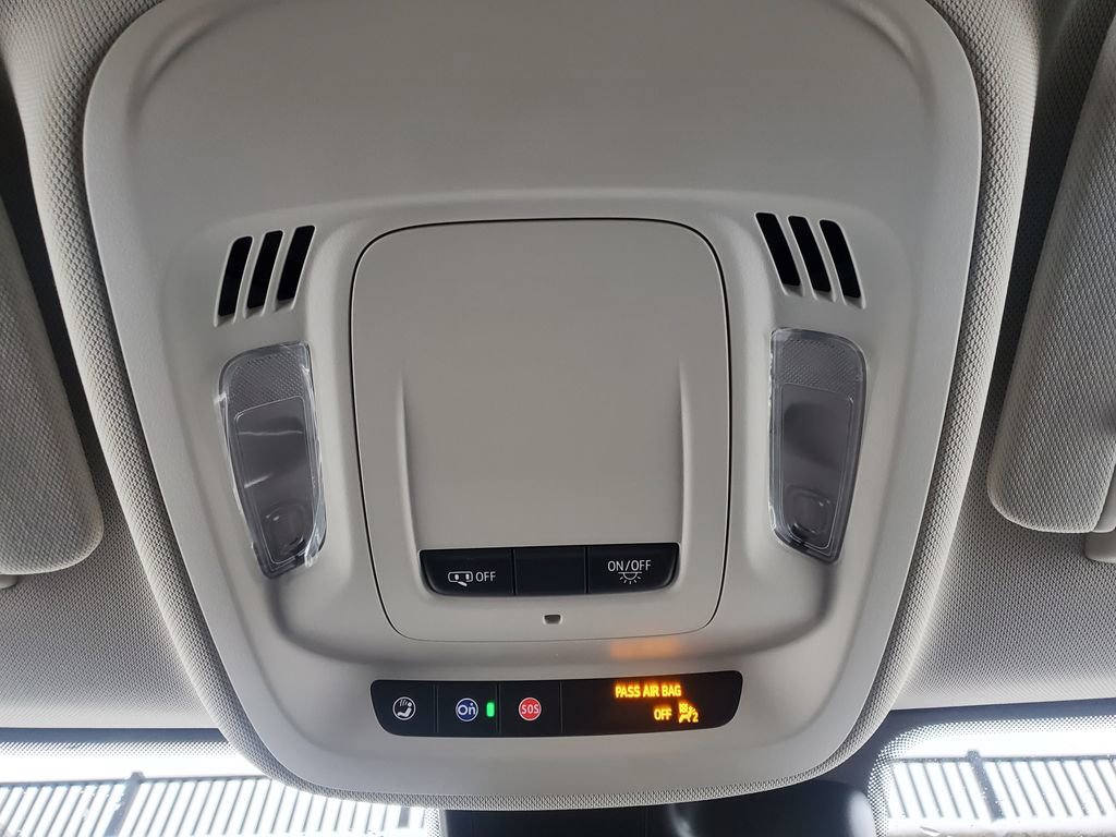 Used 2023 Buick Envision Preferred image 34