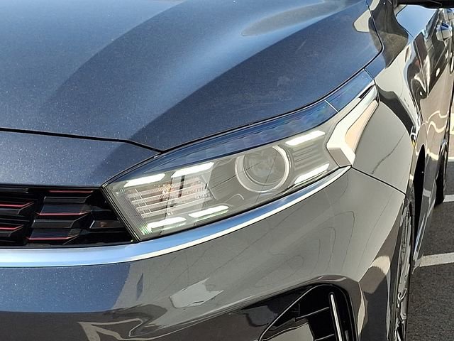 Used 2024 Kia Forte GT-Line w/ GT-Line Premium Package image 9