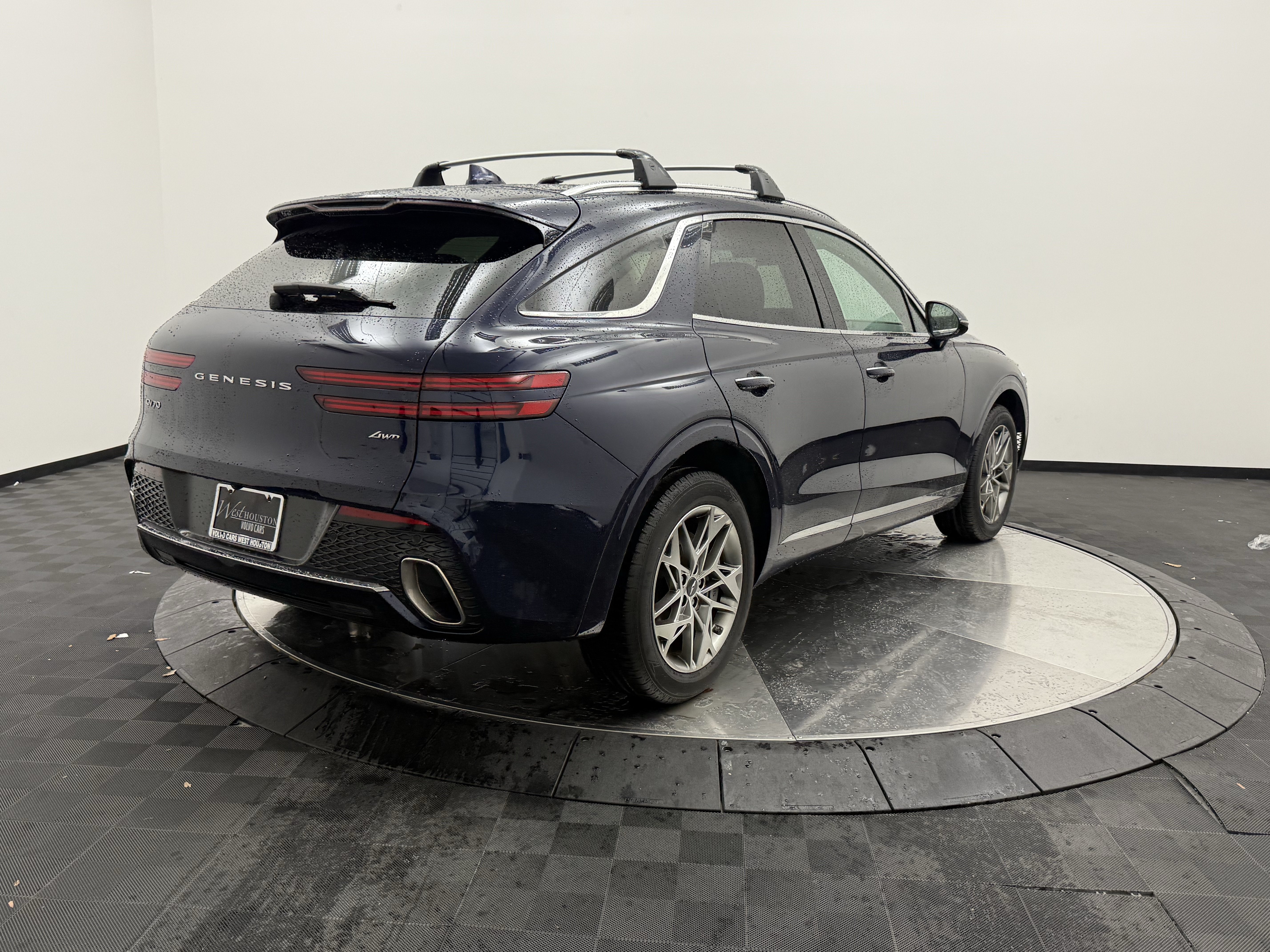Used 2024 Genesis GV70 2.5T w/ Select Package AWD/4WD image 15