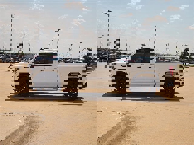 New 2026 GMC Sierra 1500 Pro w/ Graphite Edition image 4