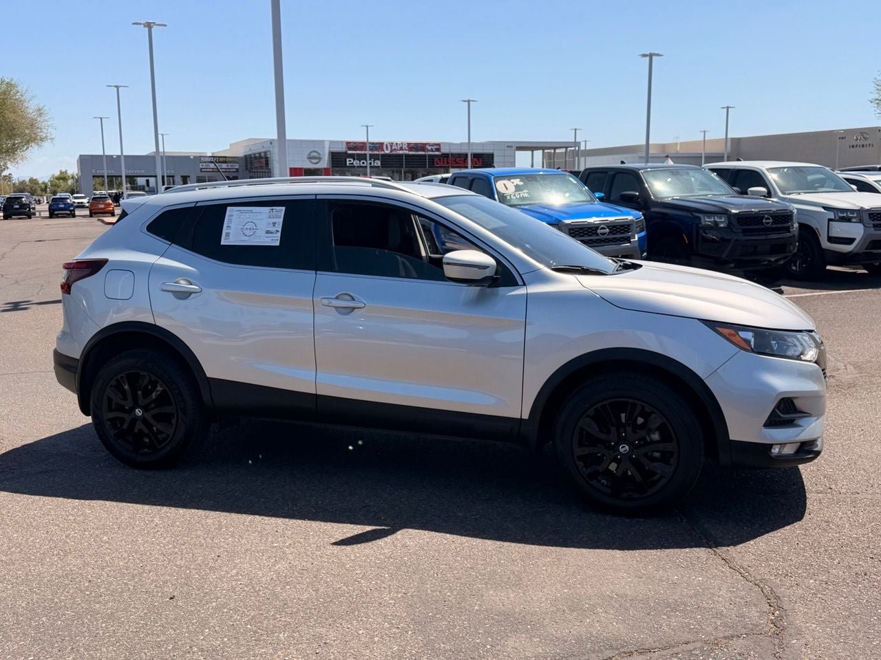 Certified 2022 Nissan Rogue Sport SV FWD image 8