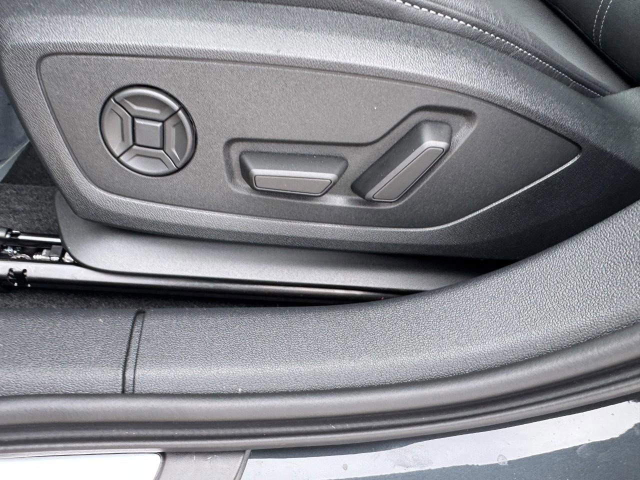 Certified 2025 Audi A3 2.0T Premium w/ Convenience Package image 32