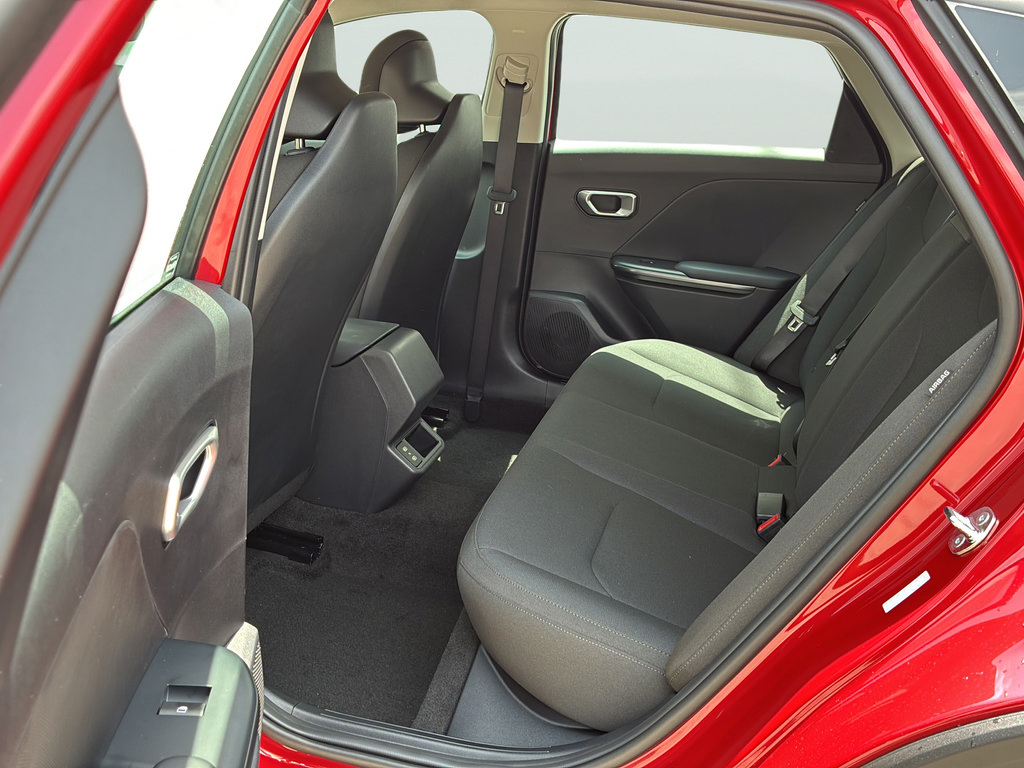New 2026 Kia K4 FWD image 15