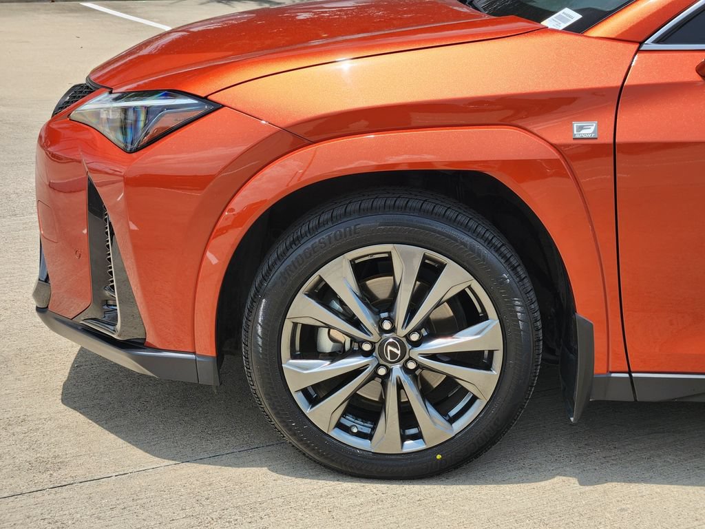 Certified 2023 Lexus UX 250h F Sport FWD image 8