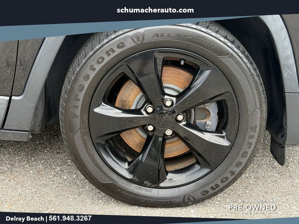Used 2020 Jeep Cherokee Latitude Plus FWD image 9