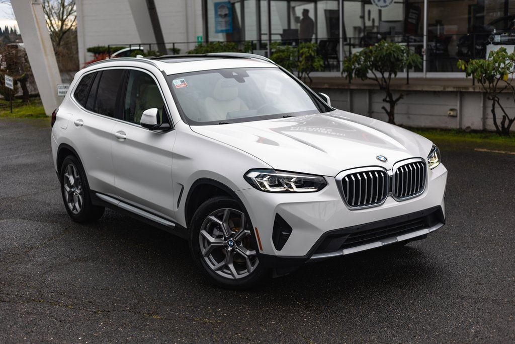 Used 2022 BMW X3 xDrive30i w/ Convenience Package image 2