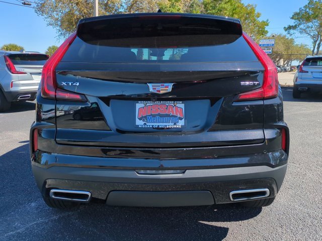 Used 2025 Cadillac XT4 Premium Luxury image 6
