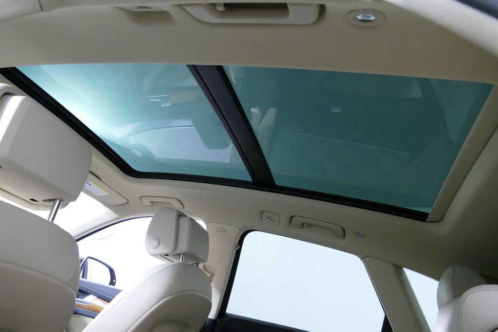 Certified 2023 Audi Q5 2.0T Premium w/ Convenience Package AWD/4WD image 11