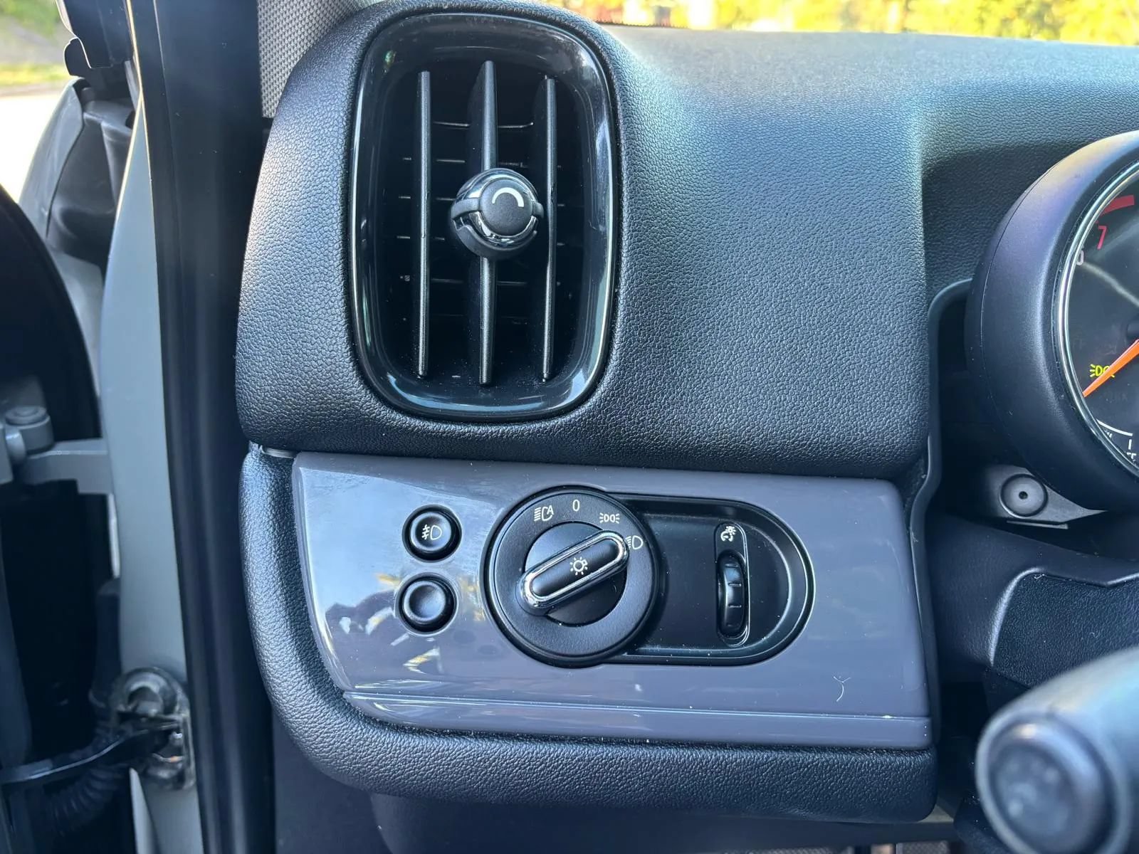 Used 2019 MINI Cooper Countryman FWD image 20