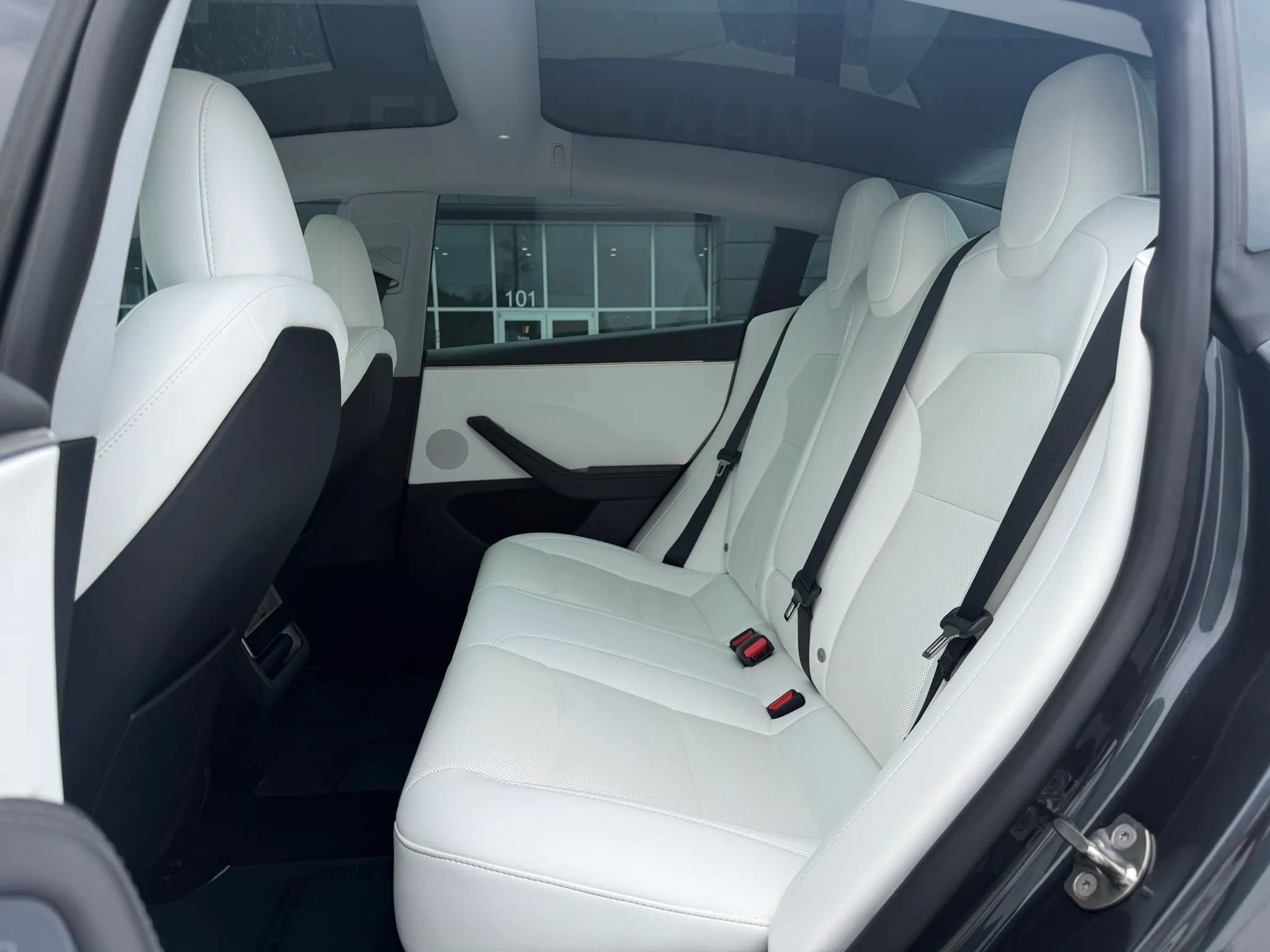 Used 2026 Tesla Model 3 AWD/4WD image 8