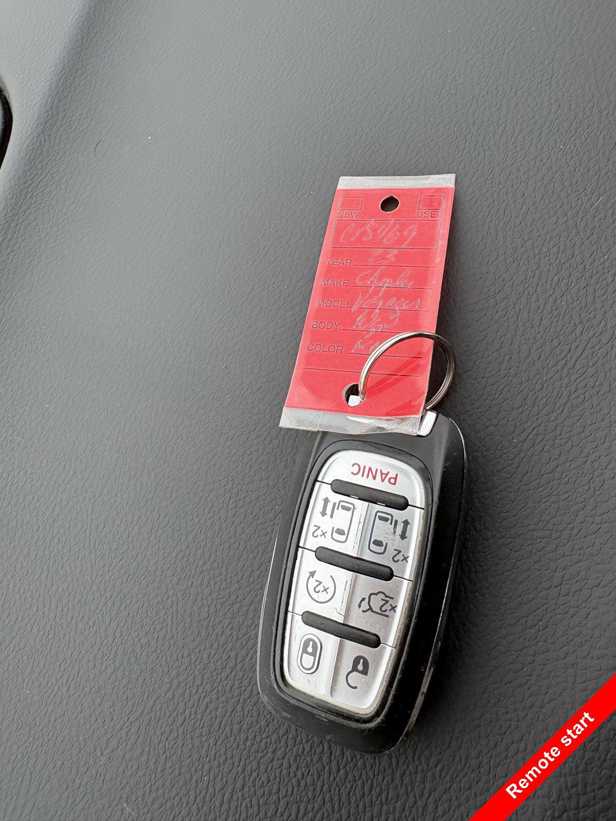 Used 2023 Chrysler Voyager LX image 29