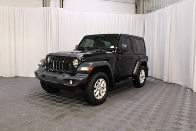 Used 2023 Jeep Wrangler Sport S image 26