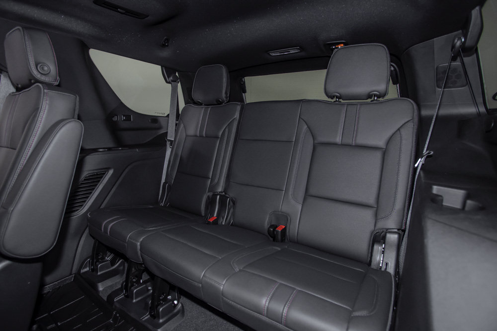 Used 2023 Chevrolet Tahoe RST w/ Luxury Package AWD/4WD image 16