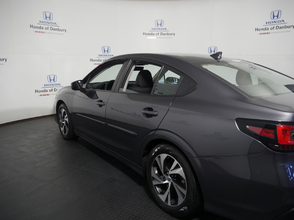 Used 2025 Subaru Legacy Premium AWD/4WD image 9