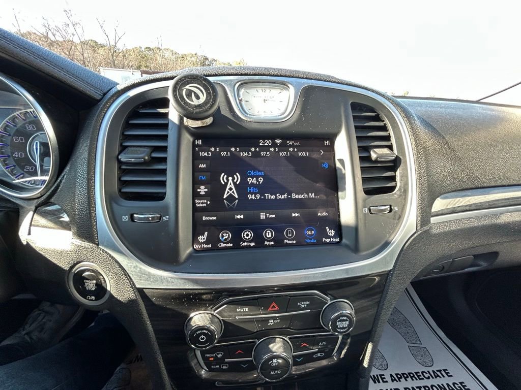 Used 2020 Chrysler 300 Touring L w/ Quick Order Package 2EF image 33