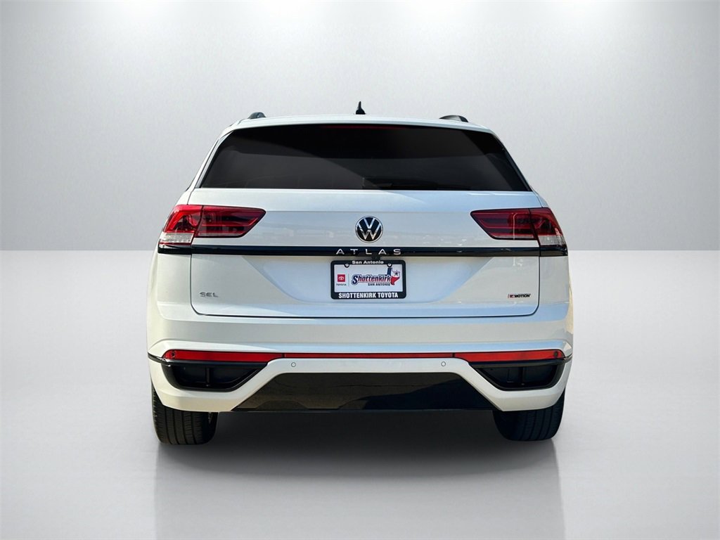 Used 2022 Volkswagen Atlas Cross Sport SEL R-Line image 6