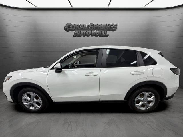 Certified 2025 Honda HR-V LX image 2