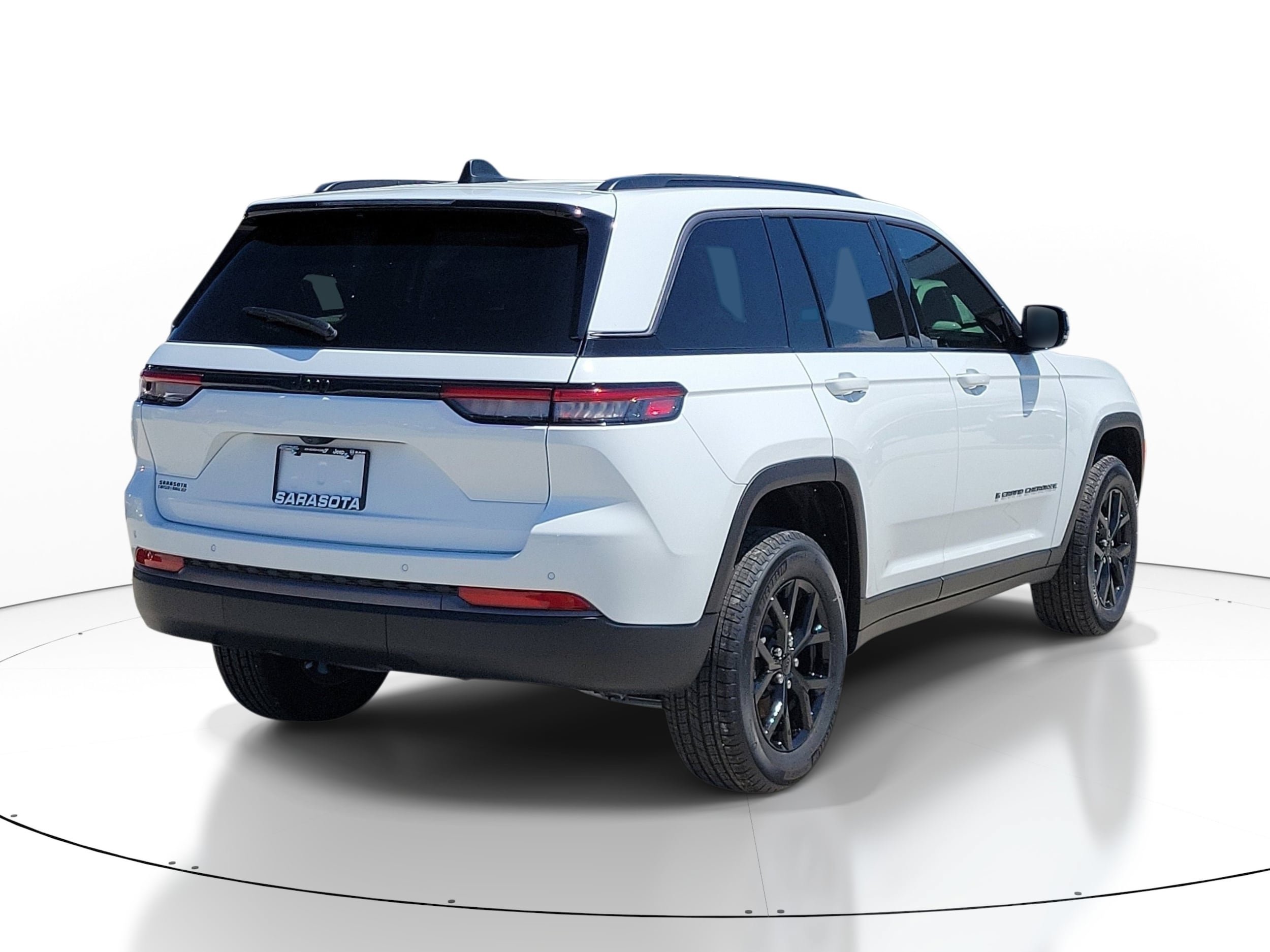 New 2026 Jeep Grand Cherokee Altitude RWD image 6
