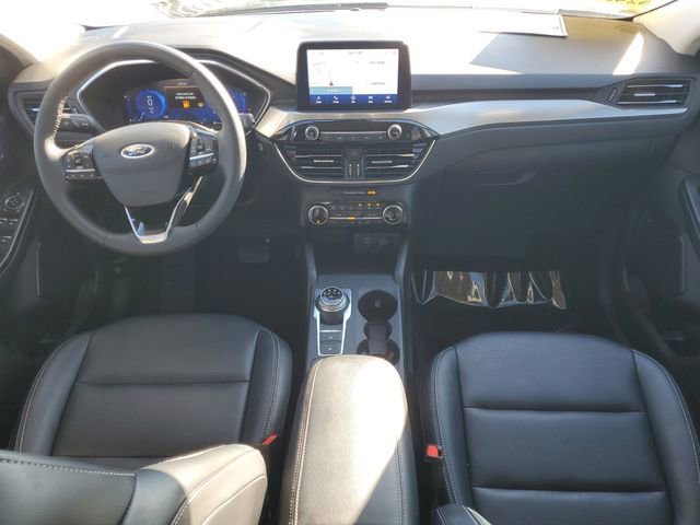 Certified 2022 Ford Escape Titanium w/ Class II Trailer Tow Package image 10