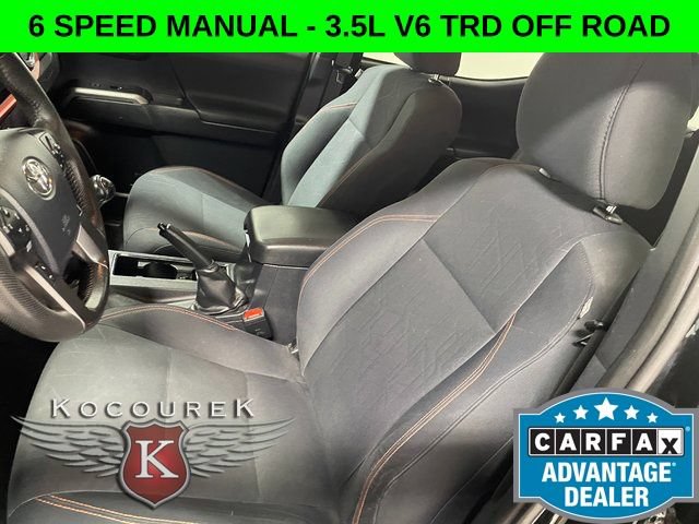 Used 2019 Toyota Tacoma TRD Off-Road AWD/4WD image 12