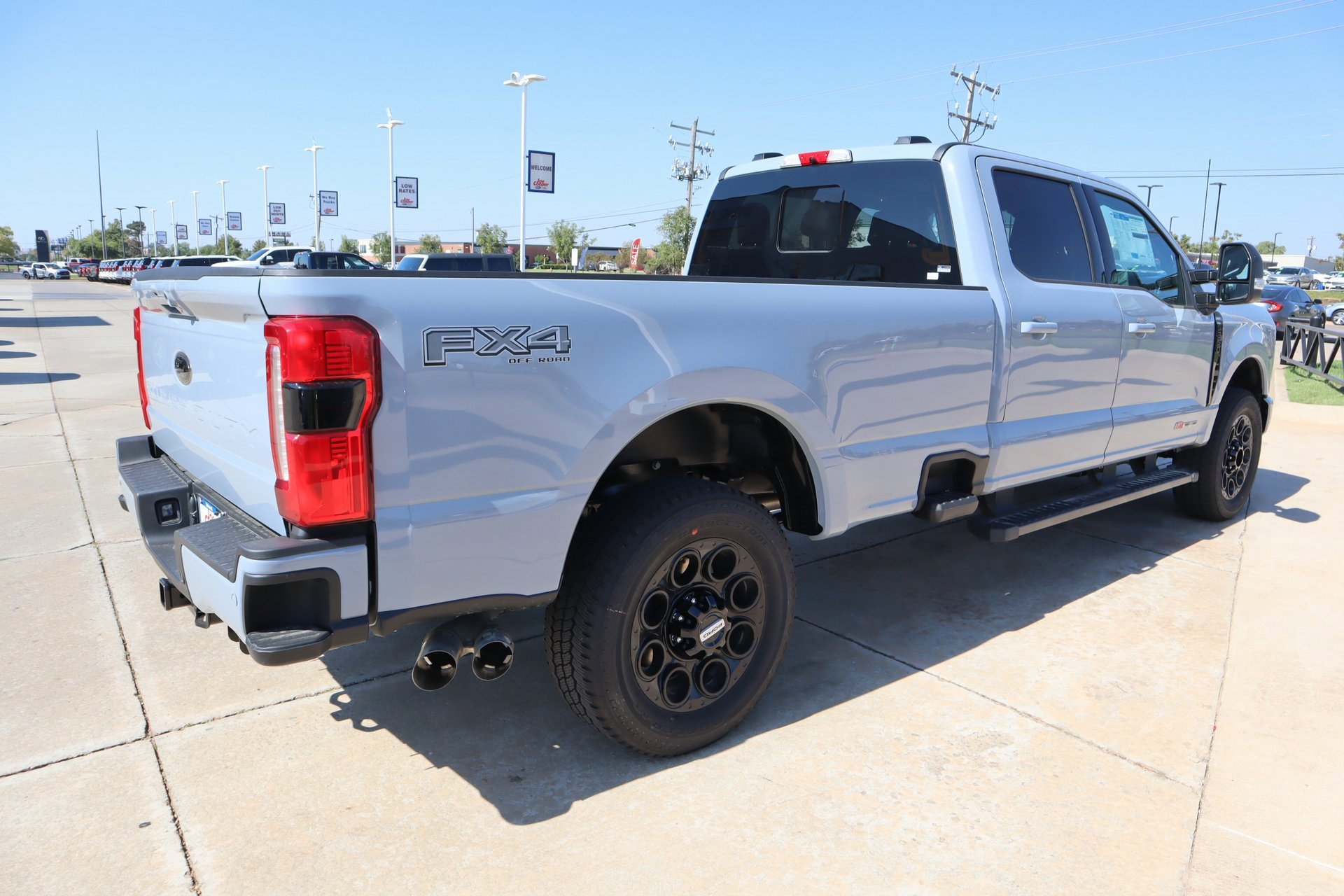 New 2026 Ford F350 Lariat w/ Black Appearance Package image 23