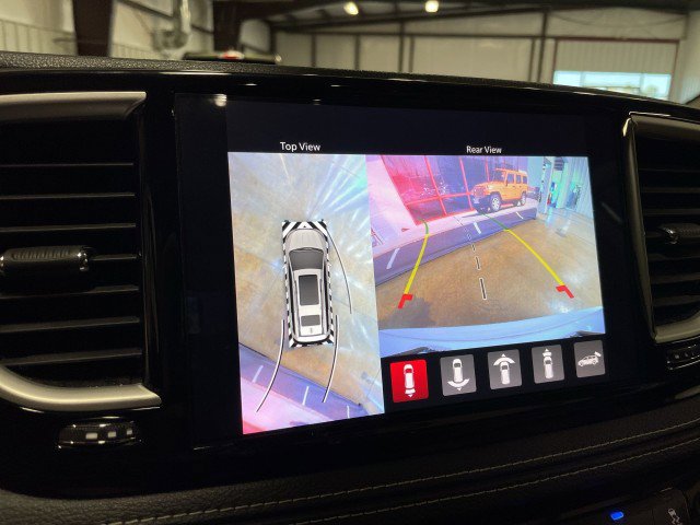 Used 2021 Chrysler Pacifica Touring-L image 20