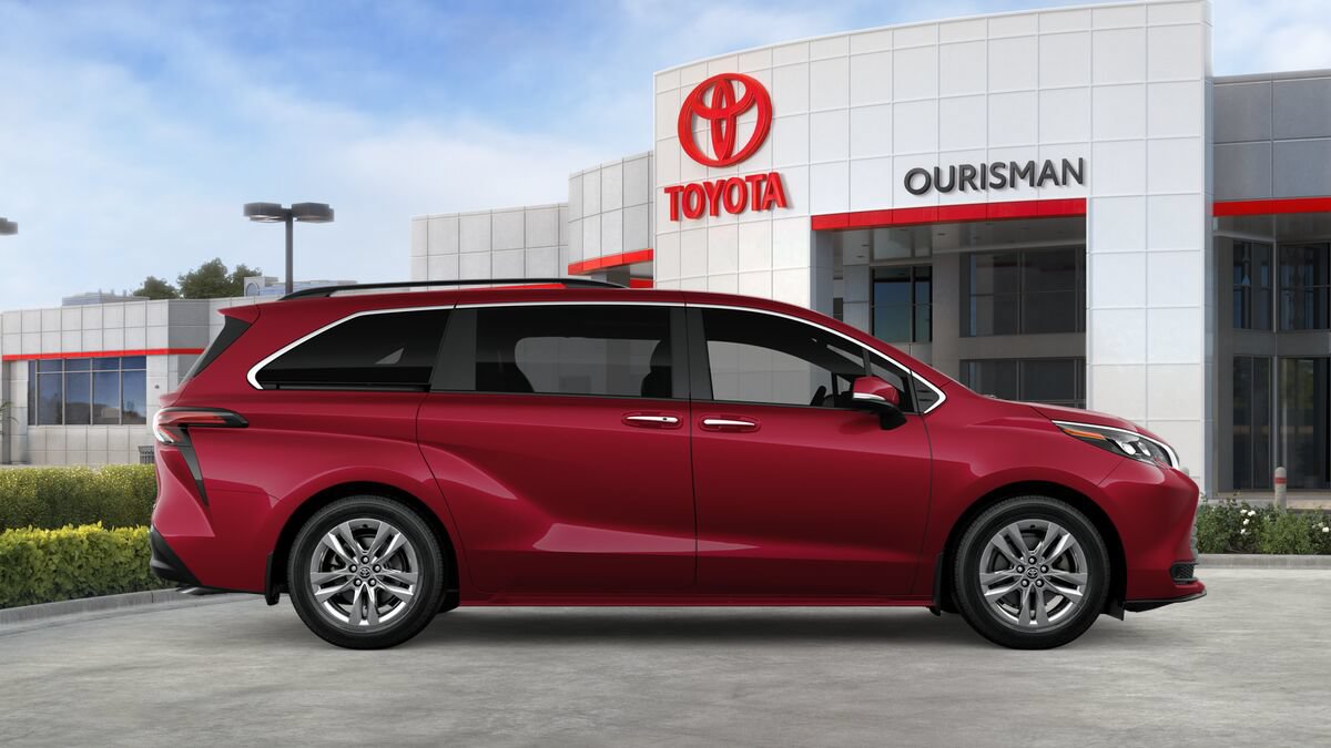 New 2026 Toyota Sienna XLE FWD image 12