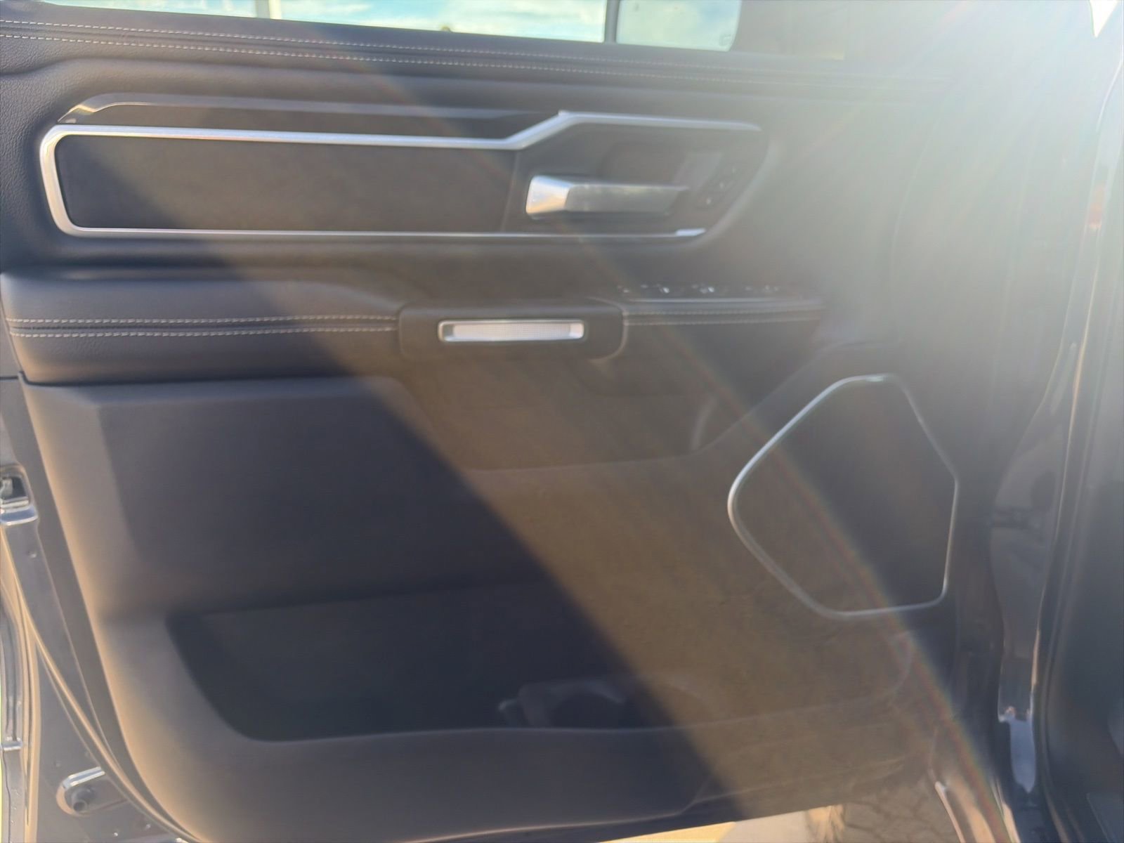 Used 2020 RAM 1500 Laramie w/ Sport Appearance Package image 13