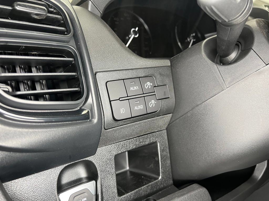 New 2025 RAM ProMaster 2500 w/ Convenience Group FWD image 11