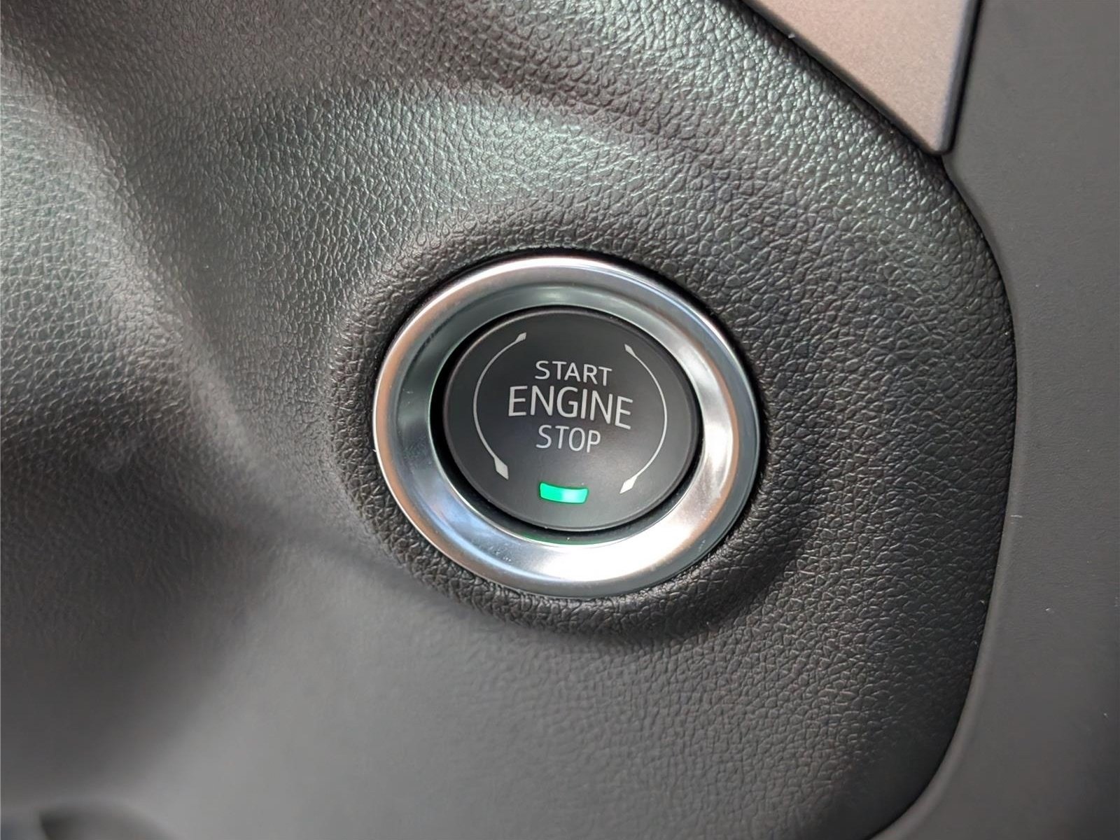 Used 2025 Chevrolet Silverado 1500 Custom w/ Rally Edition AWD/4WD image 24