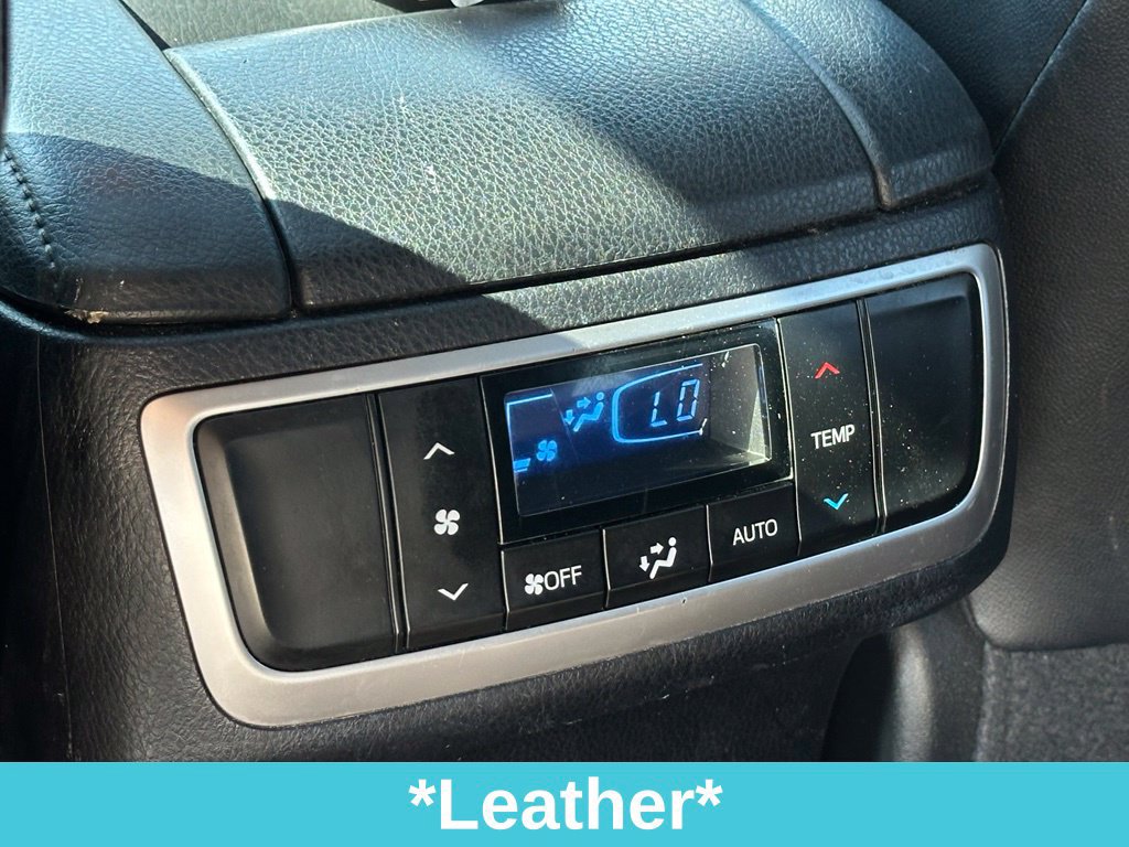 Used 2017 Toyota Highlander XLE w/ Carpet Mat Package AWD/4WD image 22