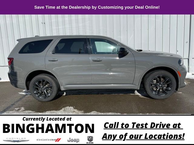 Used 2022 Dodge Durango SXT w/ Blacktop Package image 5