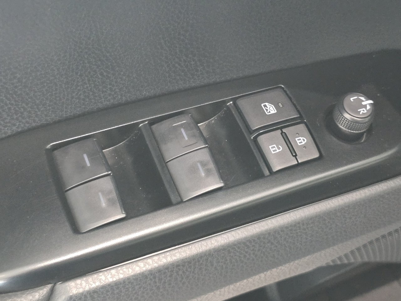 Certified 2025 Toyota Camry XLE FWD image 23