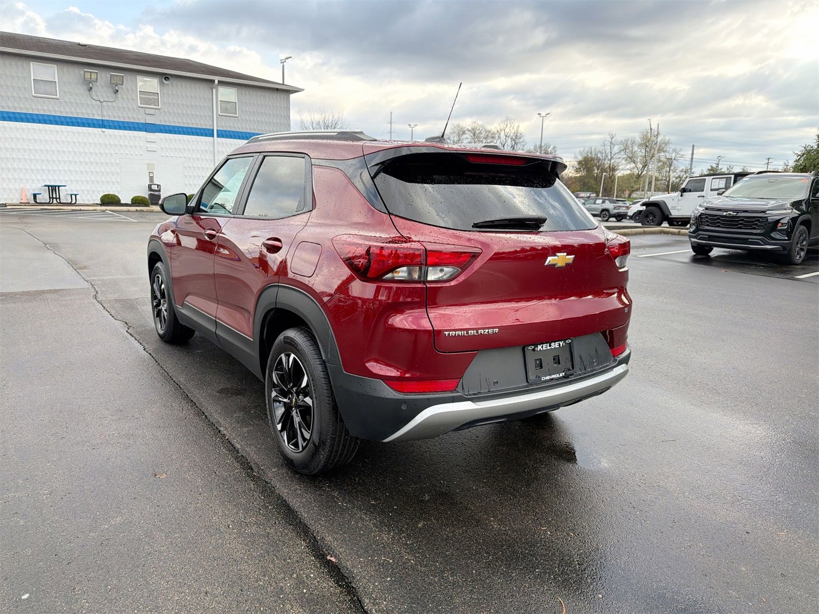 Used 2022 Chevrolet TrailBlazer LT w/ Convenience Package image 6