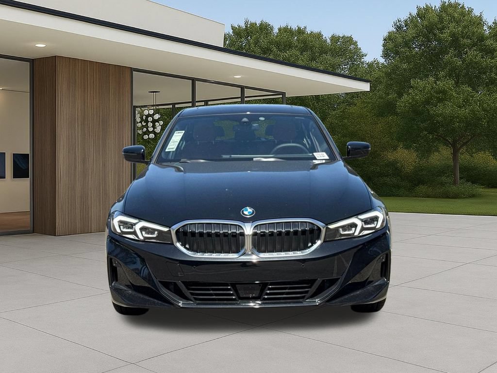 New 2026 BMW 330i xDrive Sedan w/ Convenience Package AWD/4WD image 4